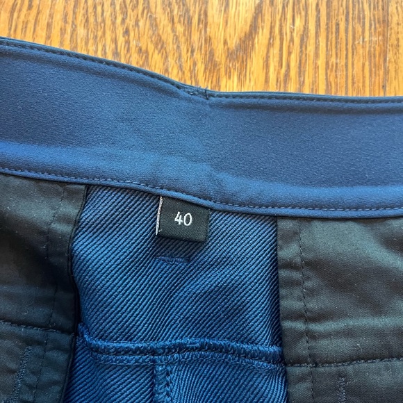 Public Rec Men’s Workday Shorts Navy Blue Size 40 EUC Sport Casual Travel - Picture 5 of 13